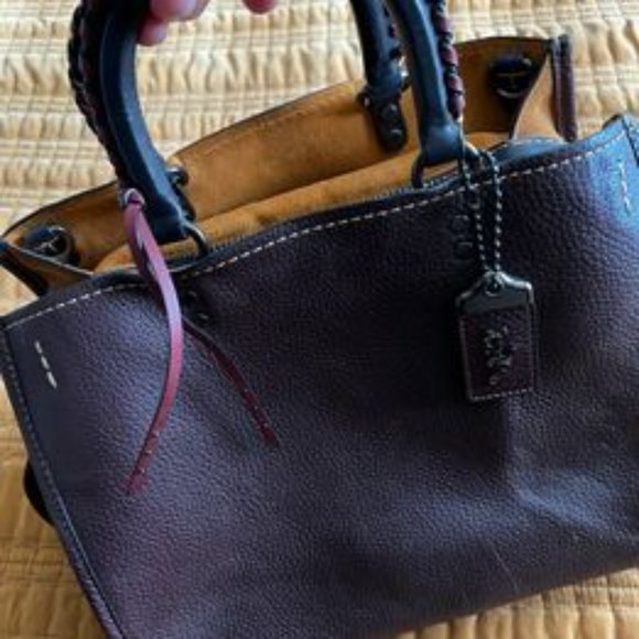 Coach Purse - Picture 4 of 6